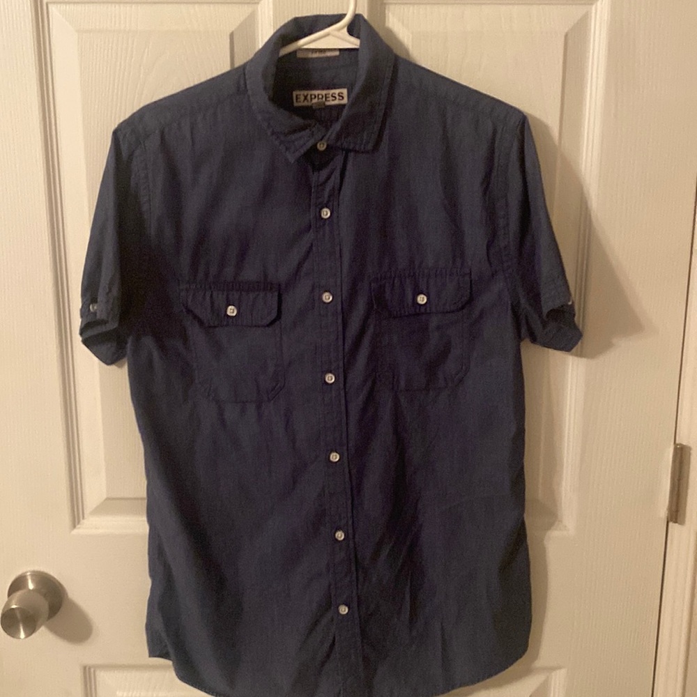 Express, short sleeve, button down